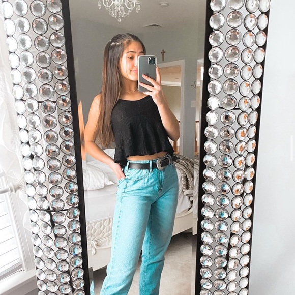 black lace tank - Picture 1 of 2